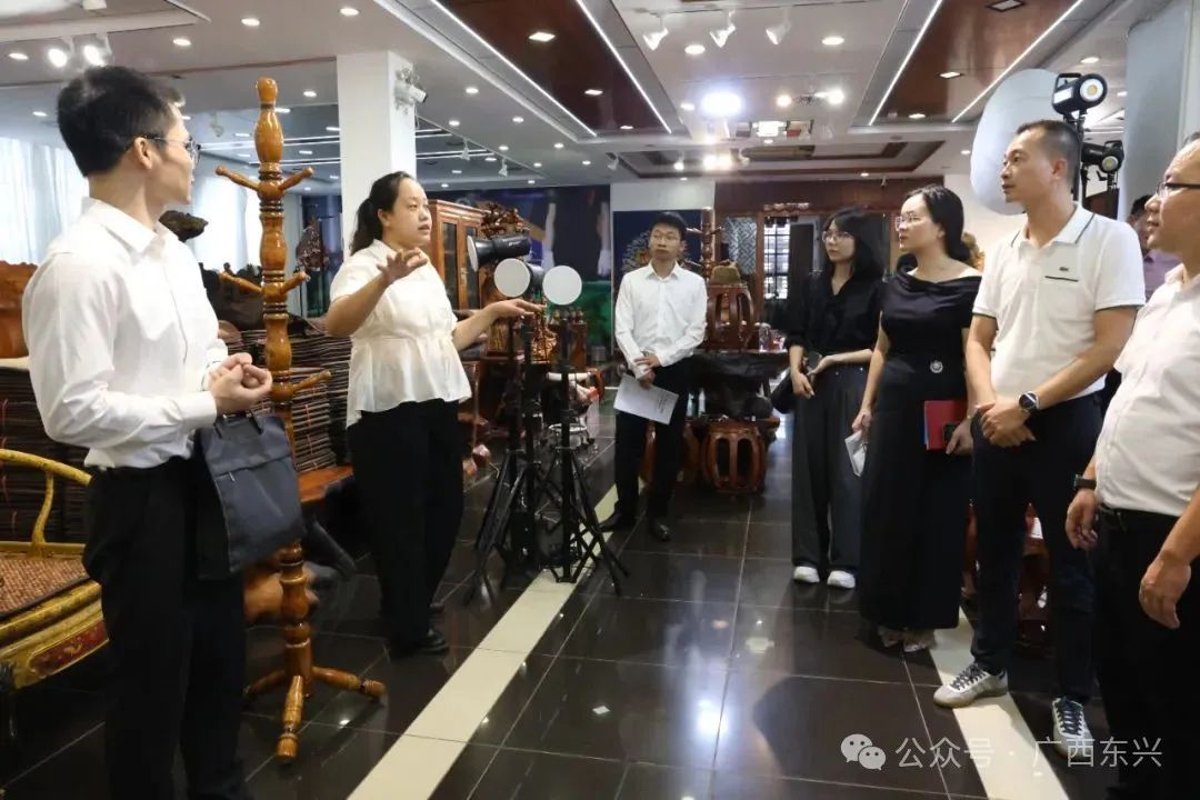 中越边境青年跨境电商交流营在东兴市顺利举行